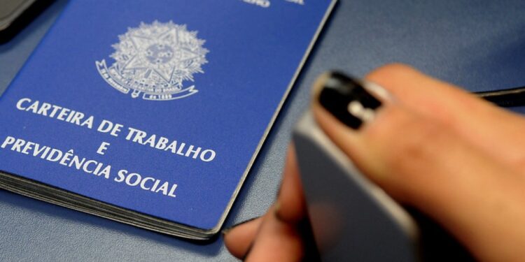 Fim da escala 6×1: O que muda na prática se a PEC virar lei?