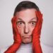 Paulo Miklos extrapola o karaokê em 'Coisas da vida', álbum de 'crooner' com viés existencialista e moldura orquestral