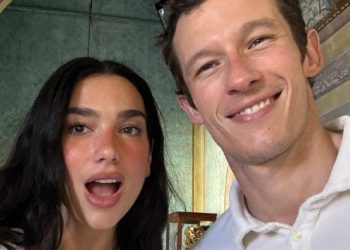 Amamos esse detalhe literário na decoração do casamento da Dua Lipa